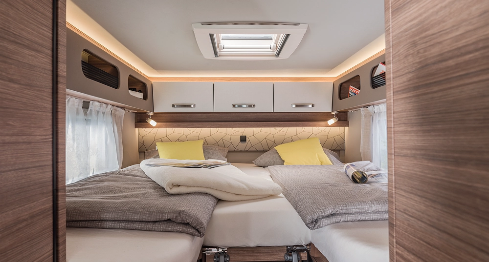 wohnmobil innenraum